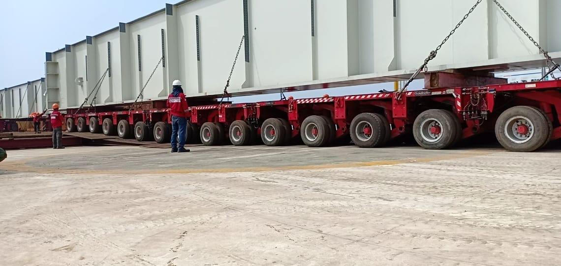 PAL oversized cargo movement on a long modular trailer